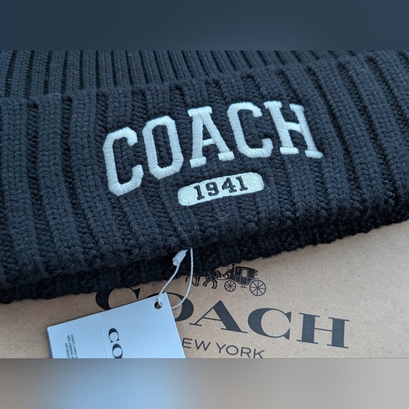 Coach Ribbed Beanie - NWT - Black OS - Picture 4 of 6